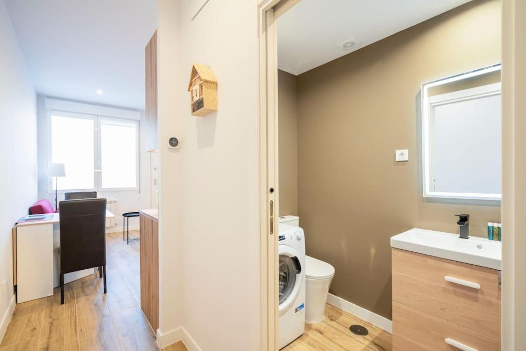 Agradable Apartamento A Pie De Calle-30 Min De Sol Madrid Bagian luar foto